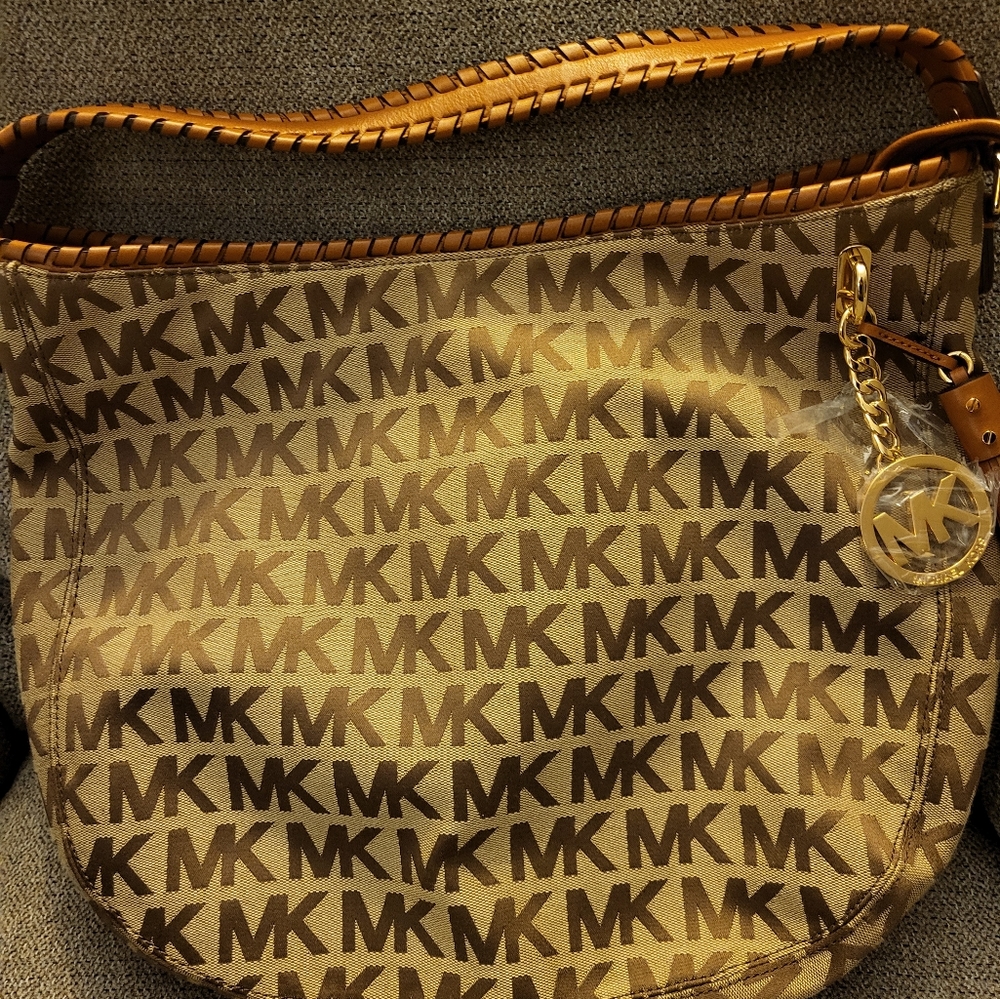 Michael Kors Monogram Jacquard Leather Brown Tan Bennett Hobo Handbag - Picture 2 of 11
